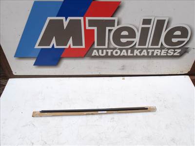 [GYÁRI ÚJ ENYHÉN SÉRÜLT] BMW JOBB ELSŐ AJTÓ ALSÓ DÍSZLÉC | 3-AS E90+LCI; E91+LCI | 51 33 7220188